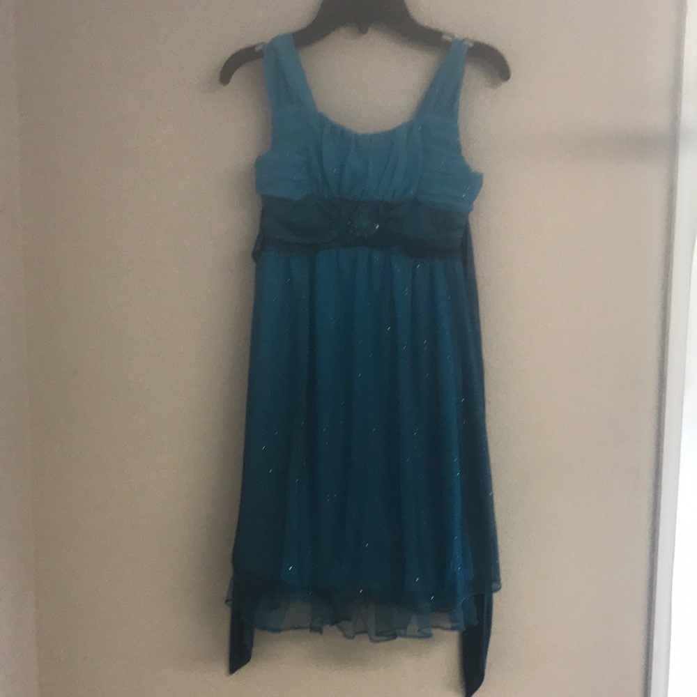 Girls dress size 8